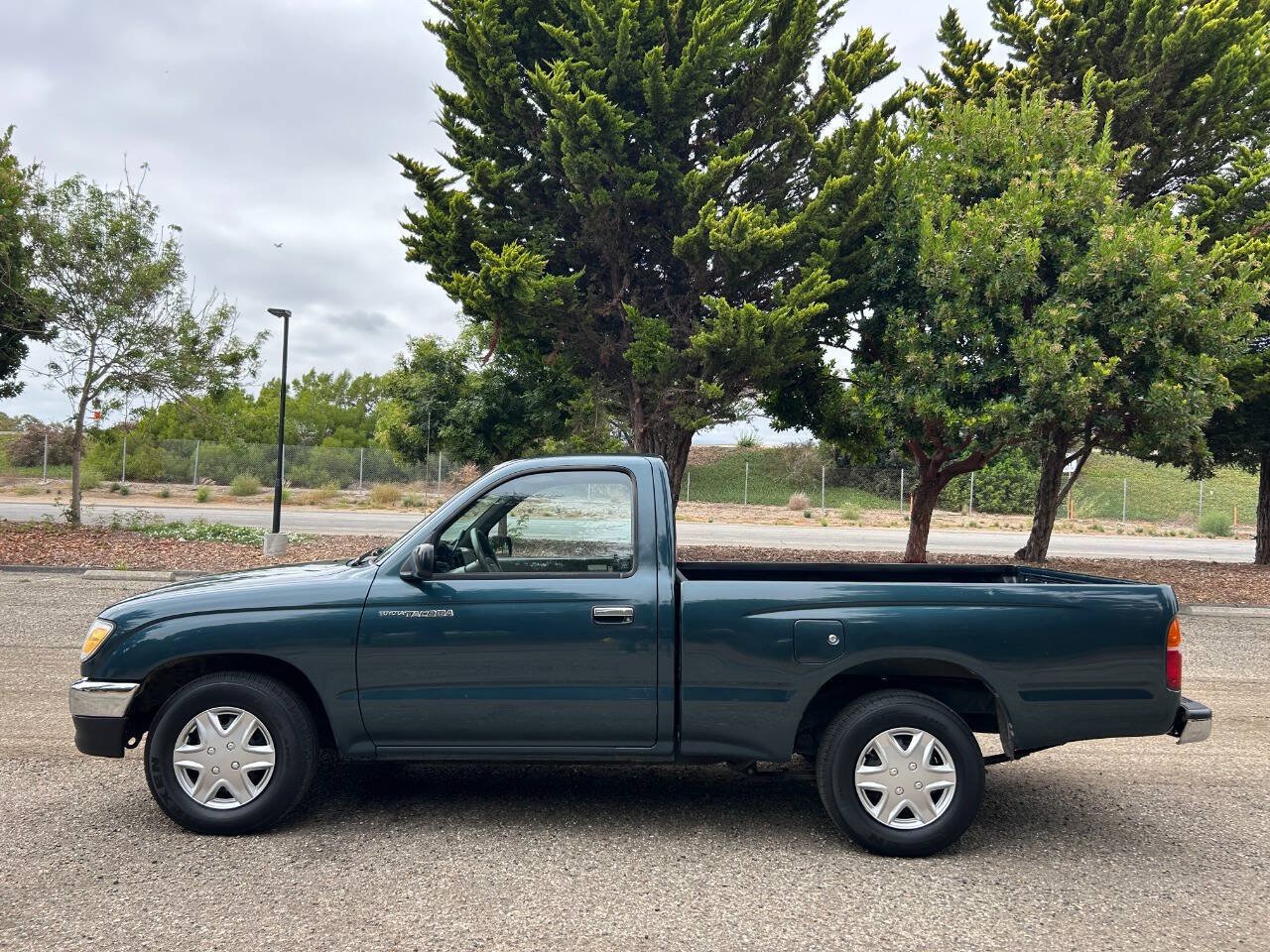 Used 1997 Toyota Tacoma 2WD Regular Cab w/ Value Edition Plus Pkg image 19