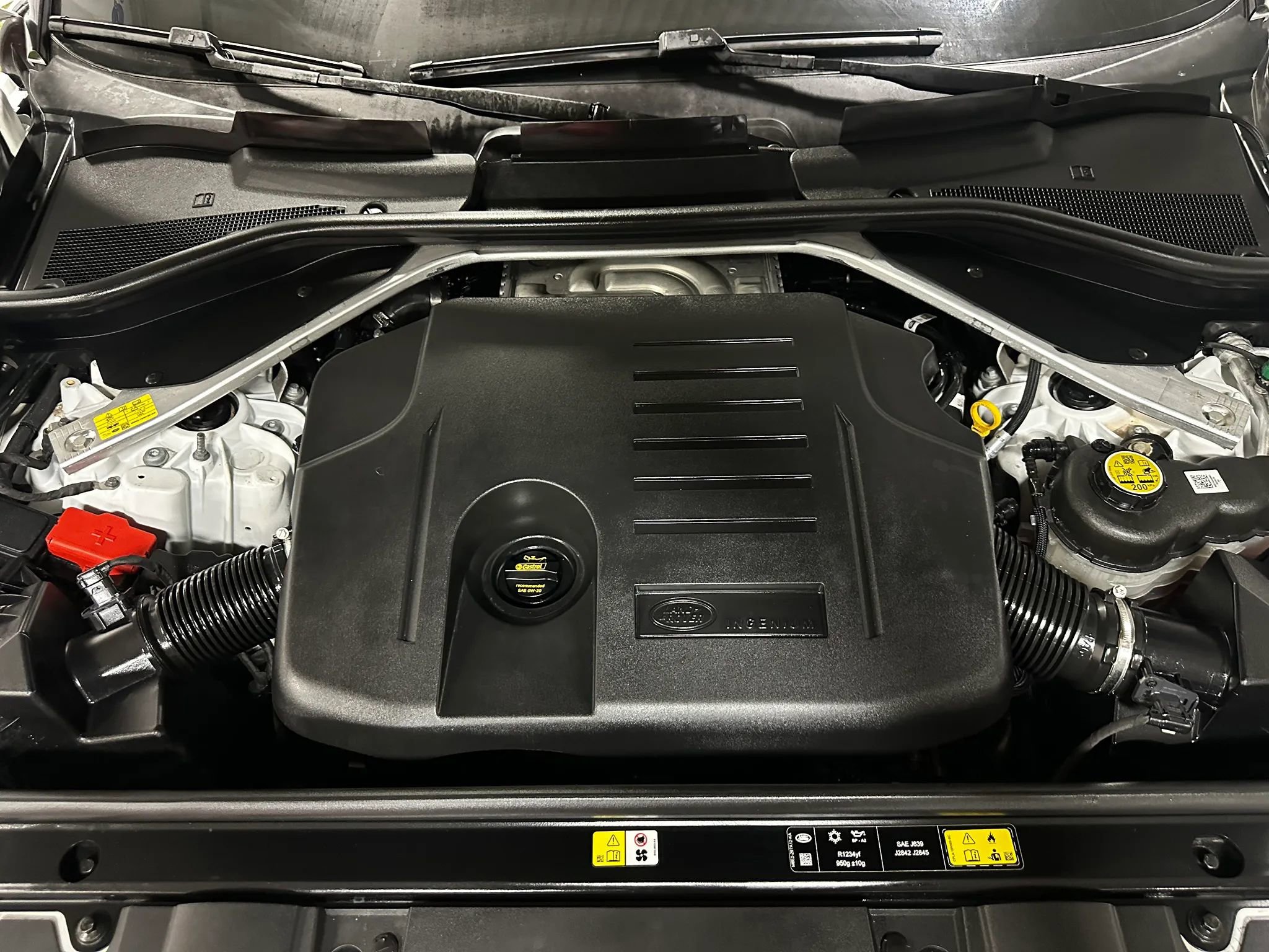 Used 2024 Land Rover Range Rover Sport SE image 29