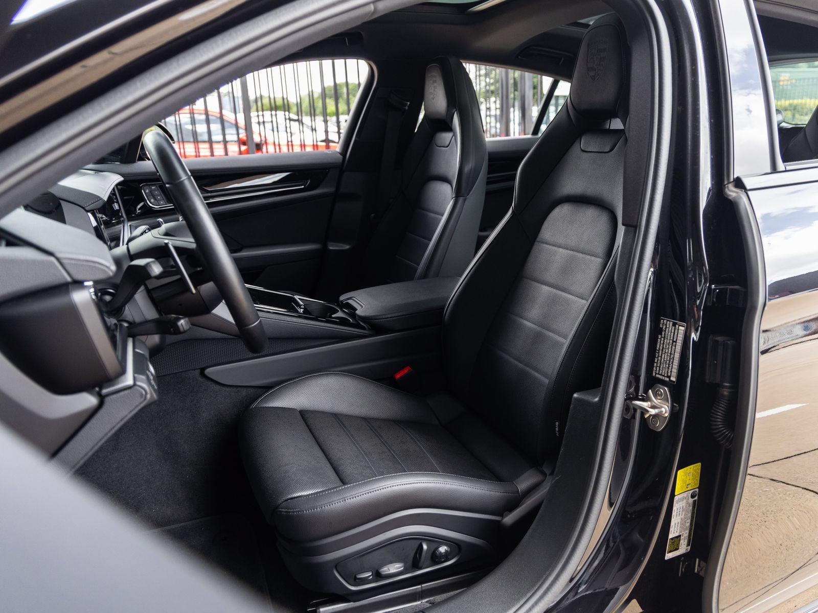 Certified 2025 Porsche Panamera image 5
