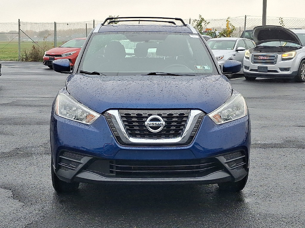 Used 2019 Nissan Kicks SV w/ Exterior Package FWD image 2