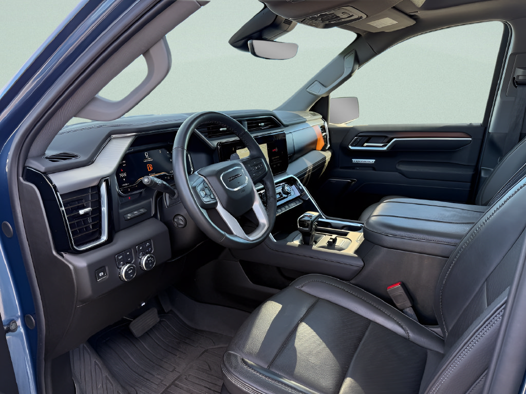 Used 2025 GMC Sierra 1500 Denali w/ Denali Reserve Package AWD/4WD image 4