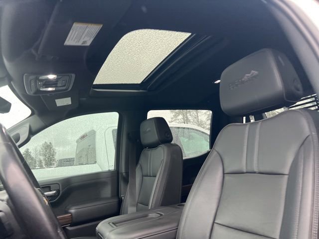 Used 2022 Chevrolet Silverado 1500 High Country w/ Technology Package AWD/4WD image 17