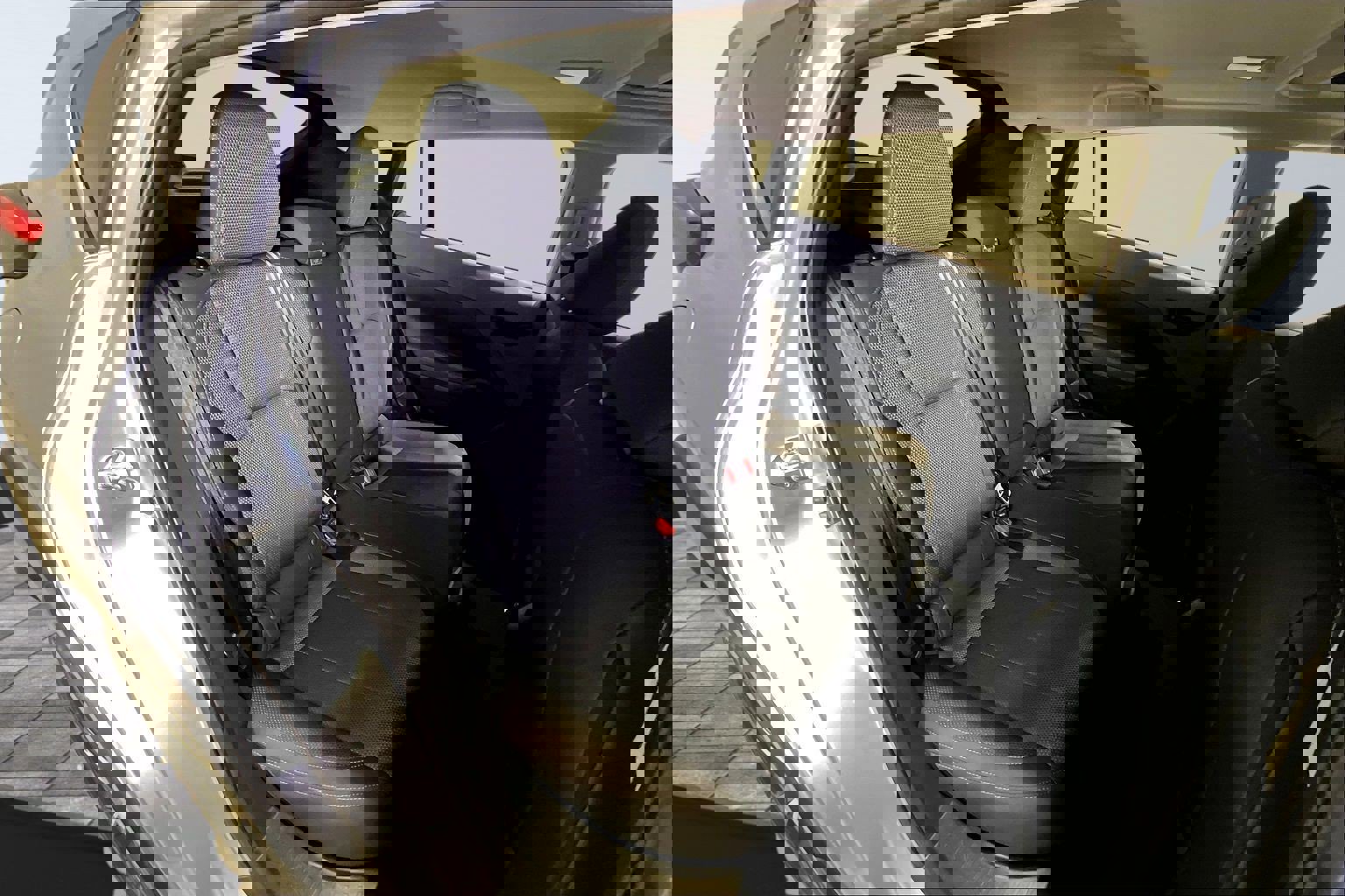 Used 2024 Subaru Crosstrek 2.0i Premium image 24