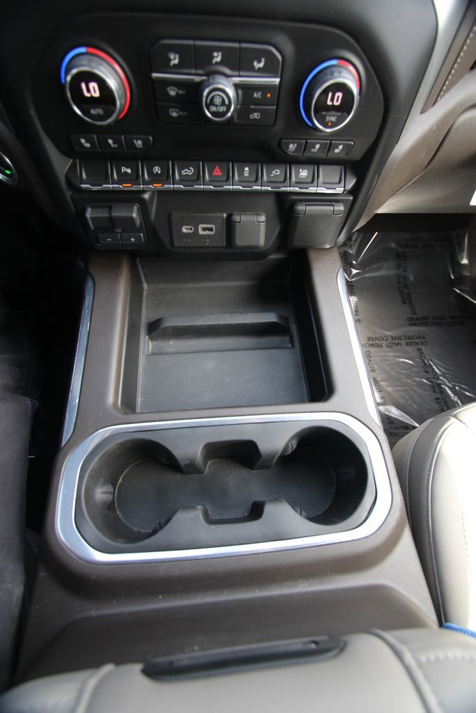 Used 2021 Chevrolet Silverado 1500 LTZ AWD/4WD image 27