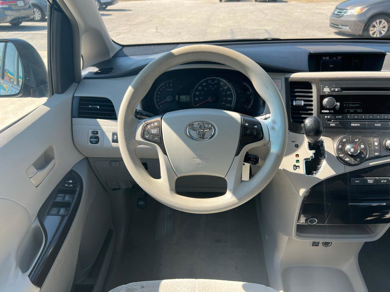 Used 2011 Toyota Sienna LE FWD image 14