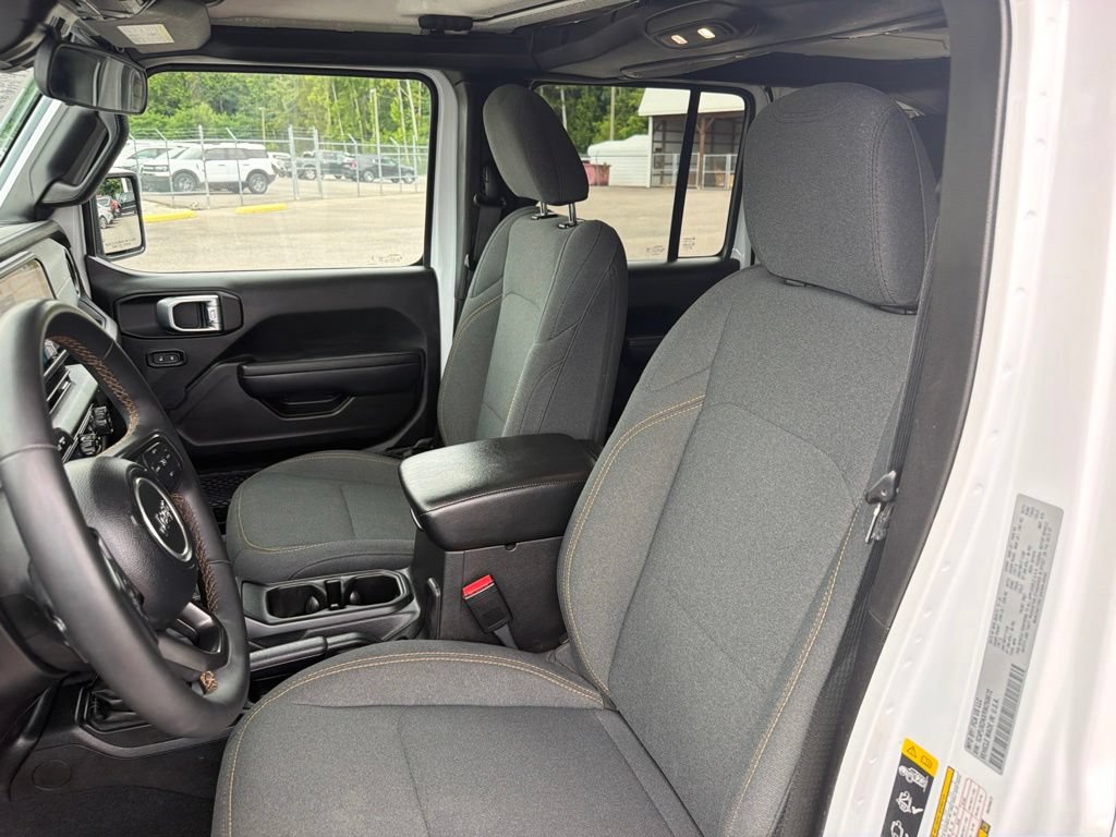 Used 2024 Jeep Wrangler Unlimited Sport AWD/4WD image 13