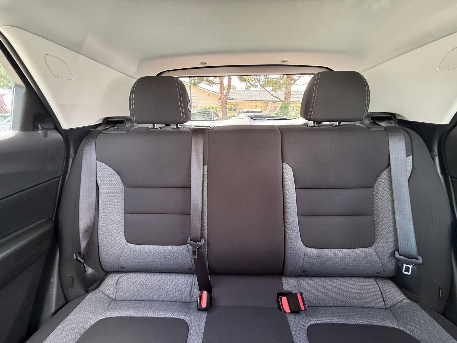 Used 2025 Chevrolet TrailBlazer LT FWD image 35