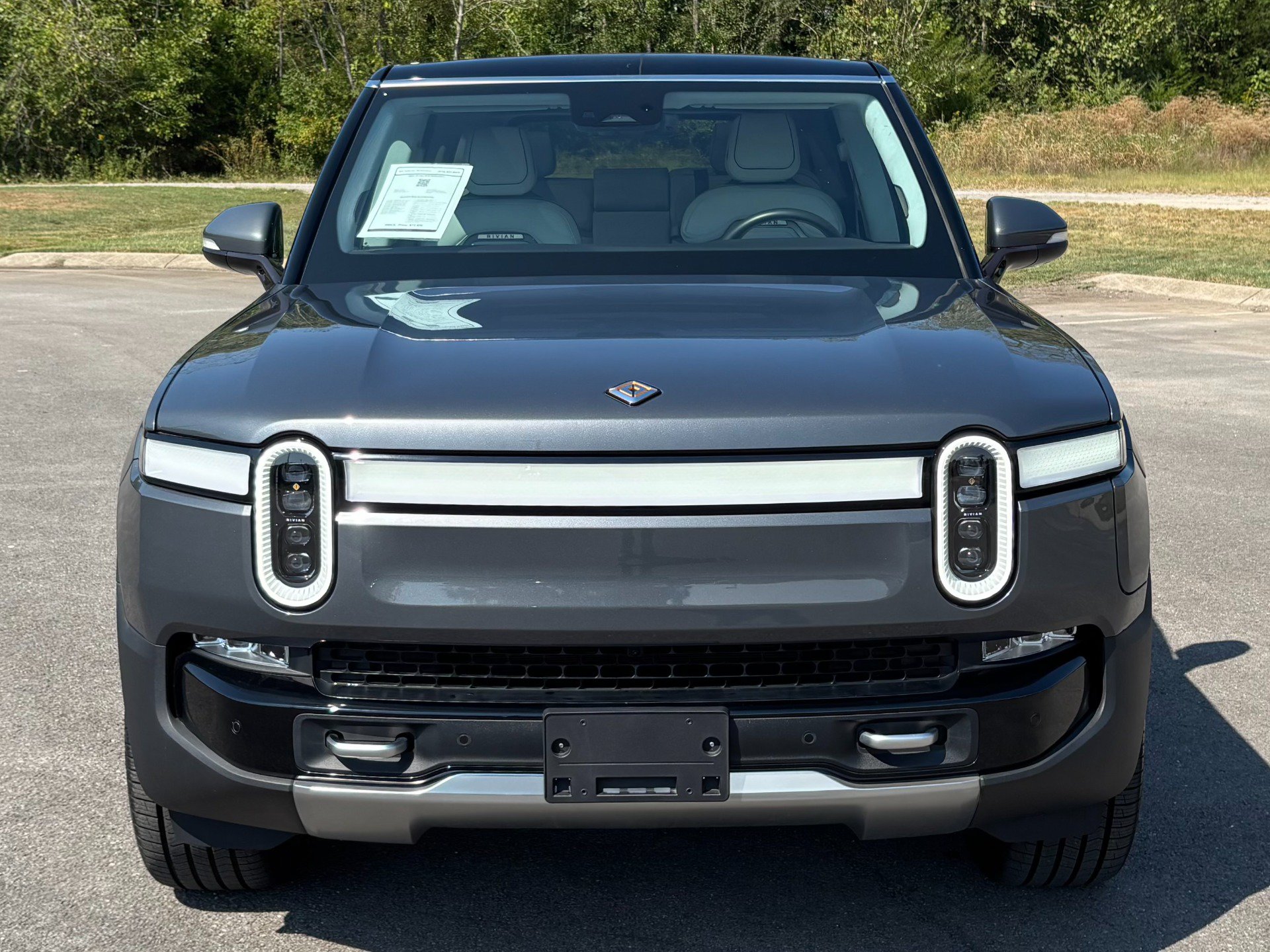 Used 2024 Rivian R1S Adventure Dual AWD/4WD image 6