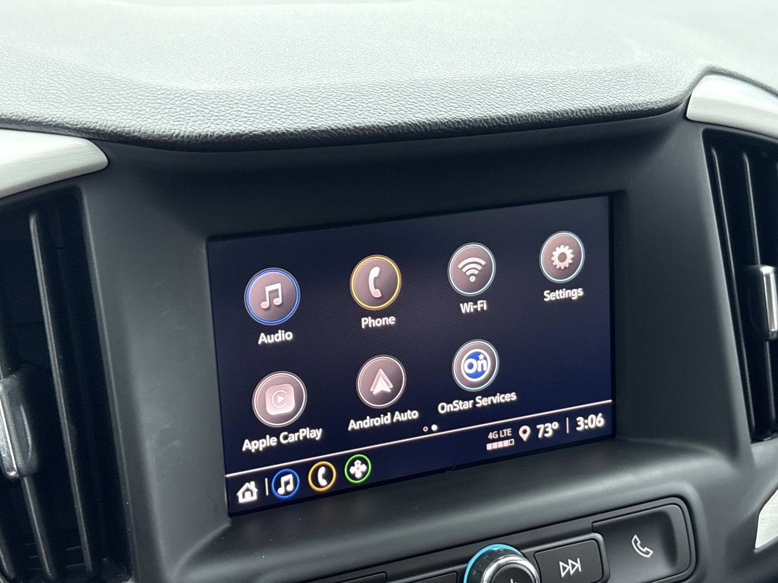 Used 2023 GMC Terrain SLE image 22