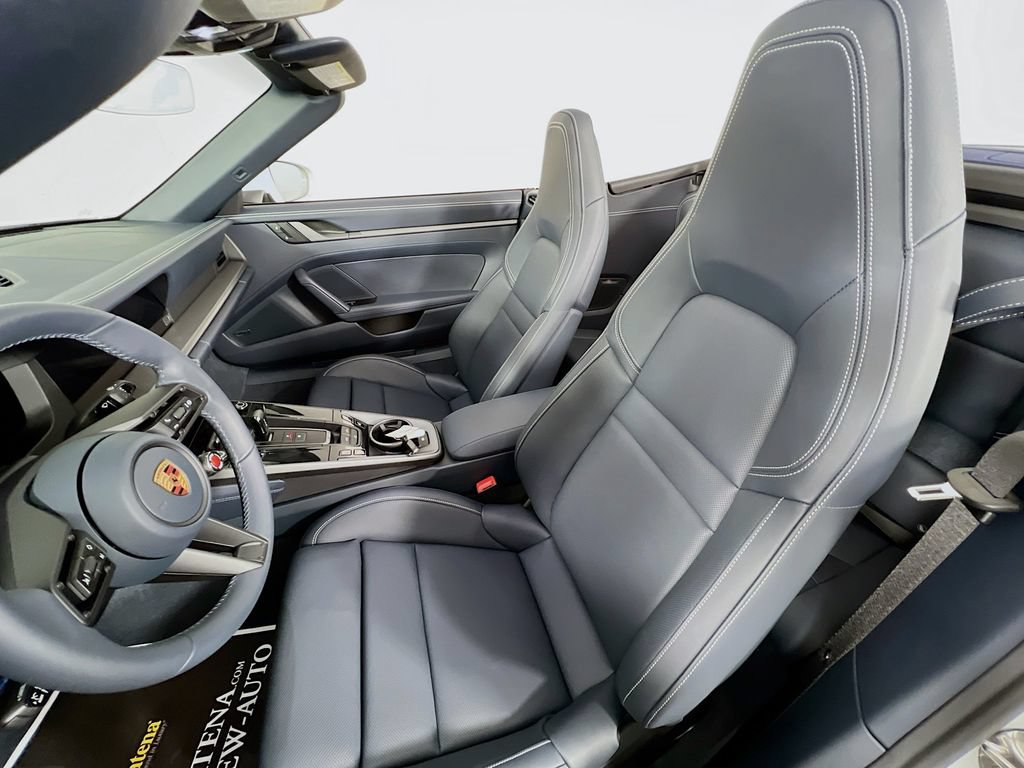 New 2026 Porsche 911 Carrera RWD image 5