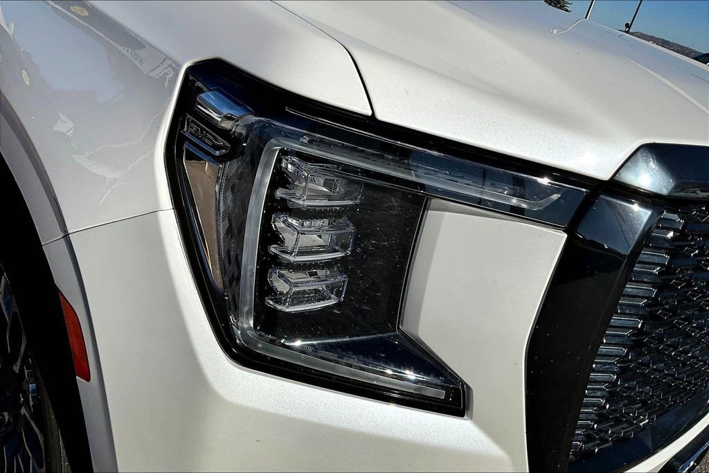 Used 2023 GMC Yukon Denali Ultimate image 29