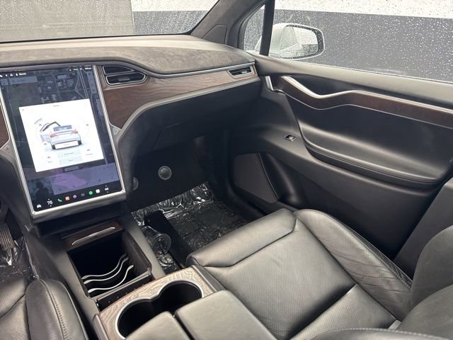 Used 2016 Tesla Model X 90D image 14
