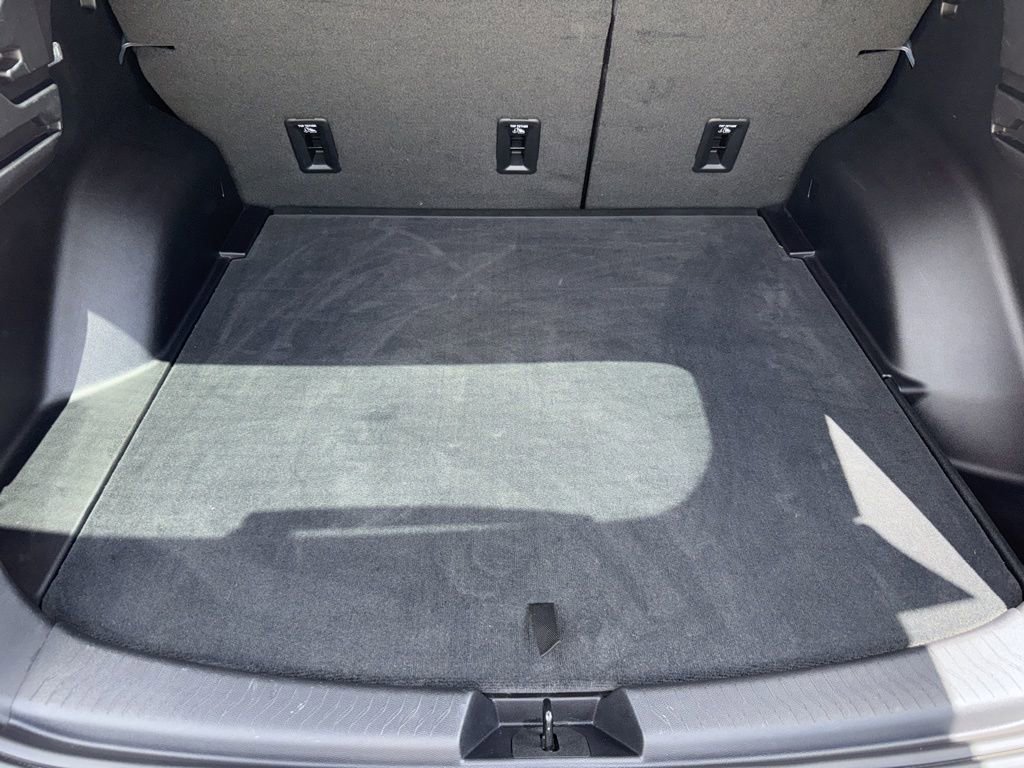 Used 2025 Chevrolet Equinox EV LT FWD image 17