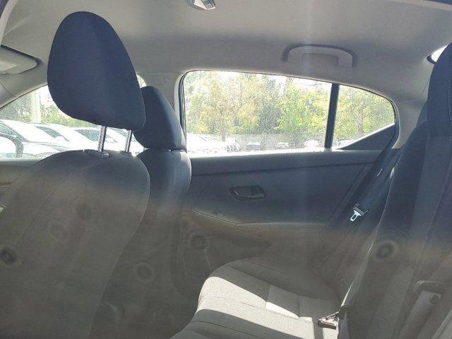 Used 2025 Nissan Sentra SV FWD image 5