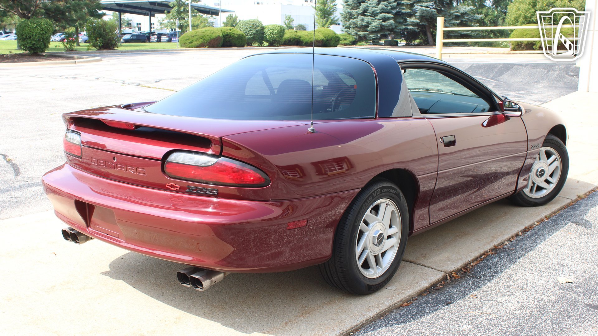 Used 1995 Chevrolet Camaro Z28 RWD image 3