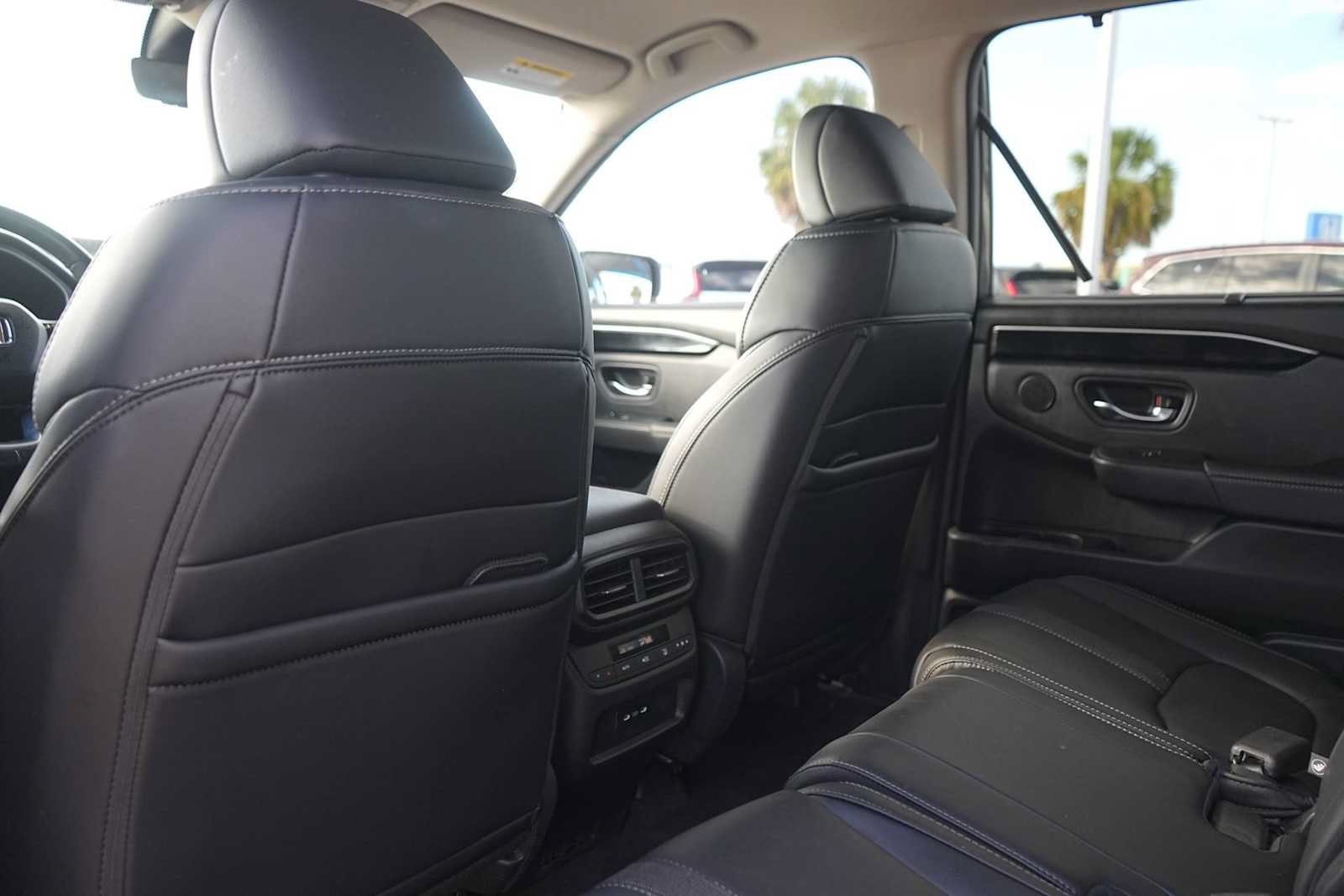 Used 2025 Honda Pilot EX-L image 13