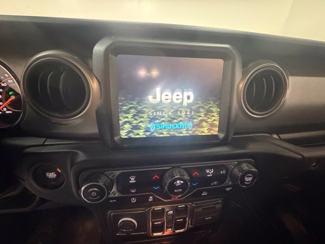 Used 2022 Jeep Wrangler Unlimited Sport AWD/4WD image 19