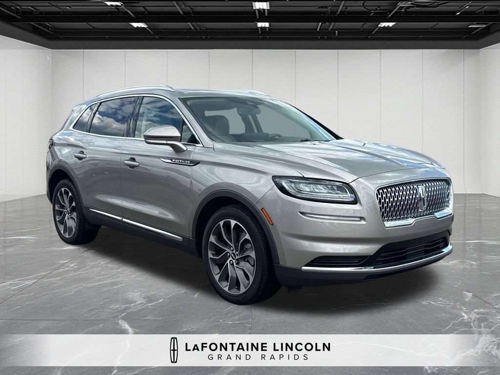 Certified 2023 Lincoln Nautilus Reserve AWD/4WD image 7