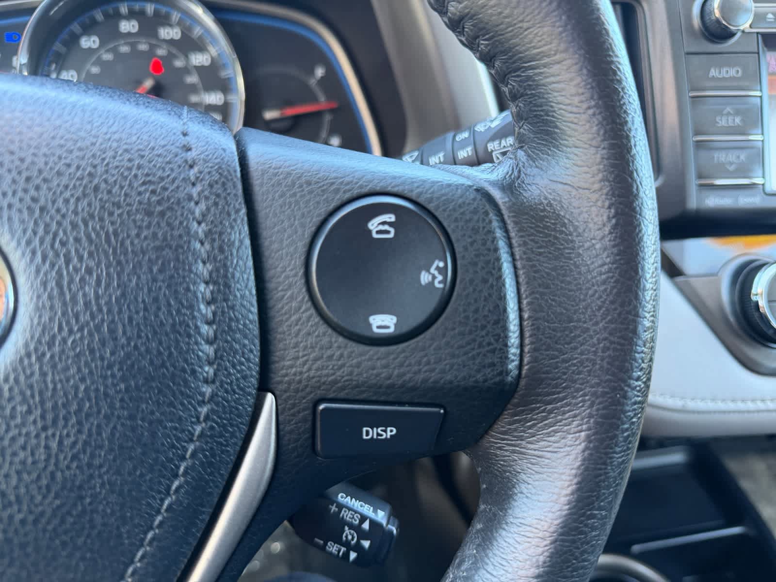 Used 2013 Toyota RAV4 Limited AWD/4WD image 22