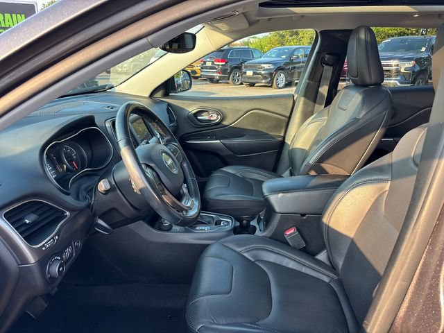 Used 2020 Jeep Cherokee Latitude Lux w/ Comfort/Convenience Group AWD/4WD image 6