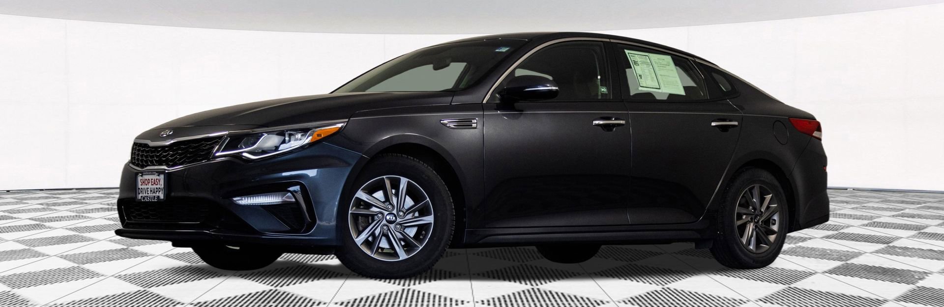 Used 2020 Kia Optima LX image 2