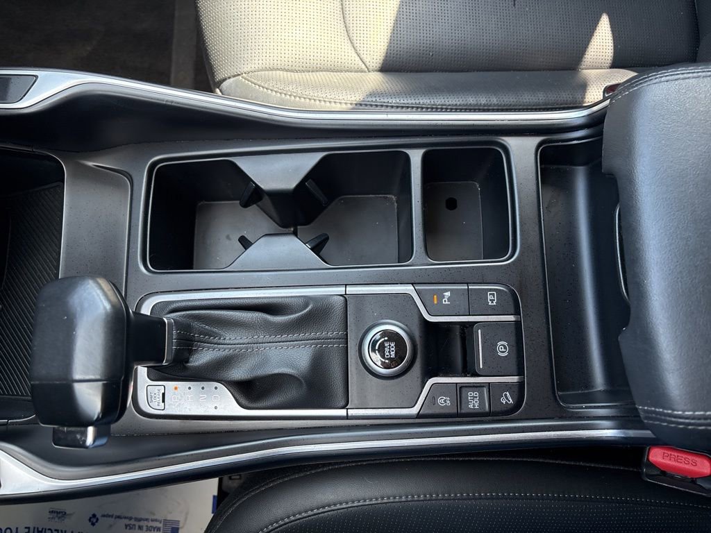 Used 2024 Kia Sorento S image 37