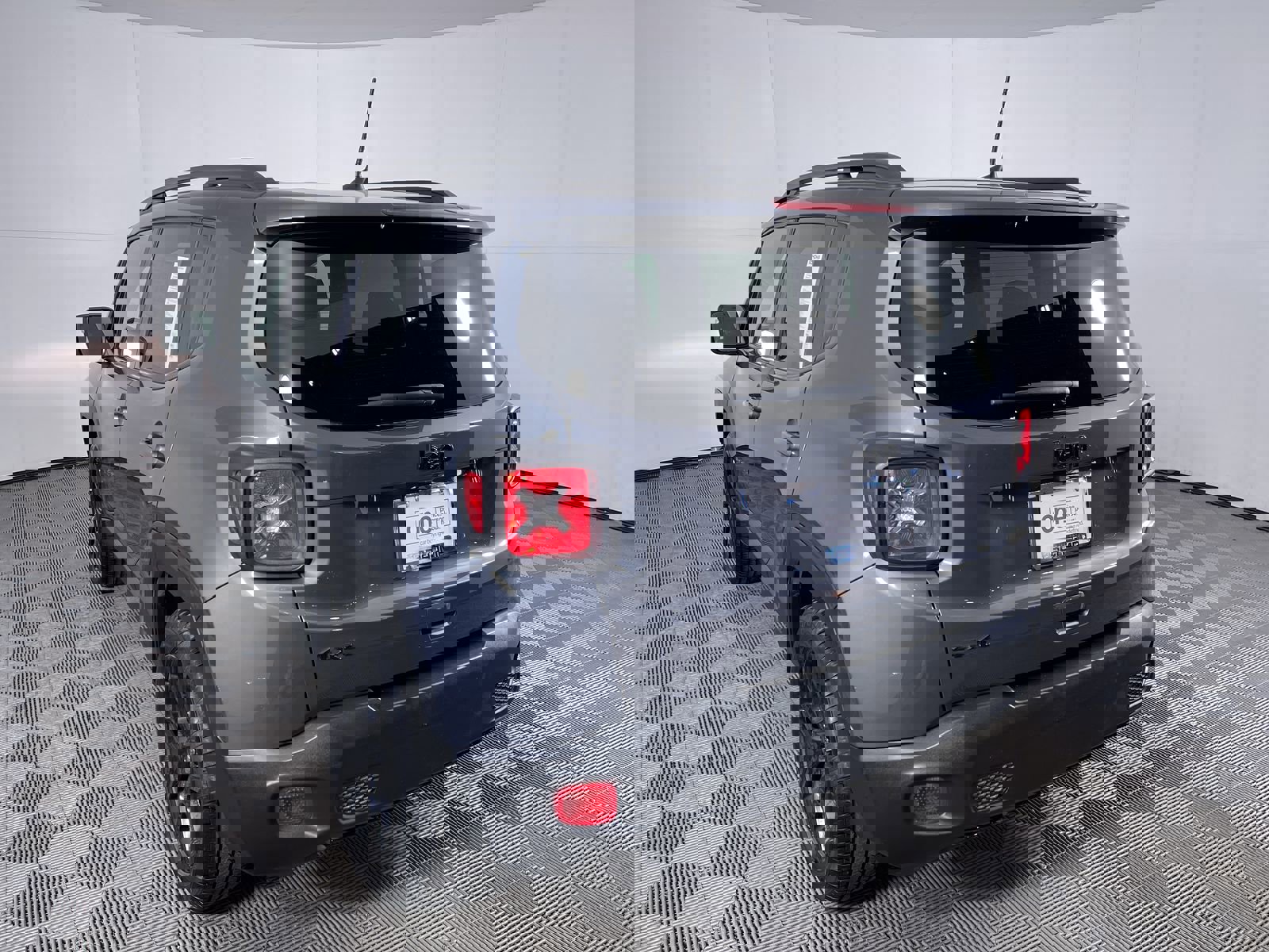 Used 2022 Jeep Renegade Altitude w/ Convenience Group image 23