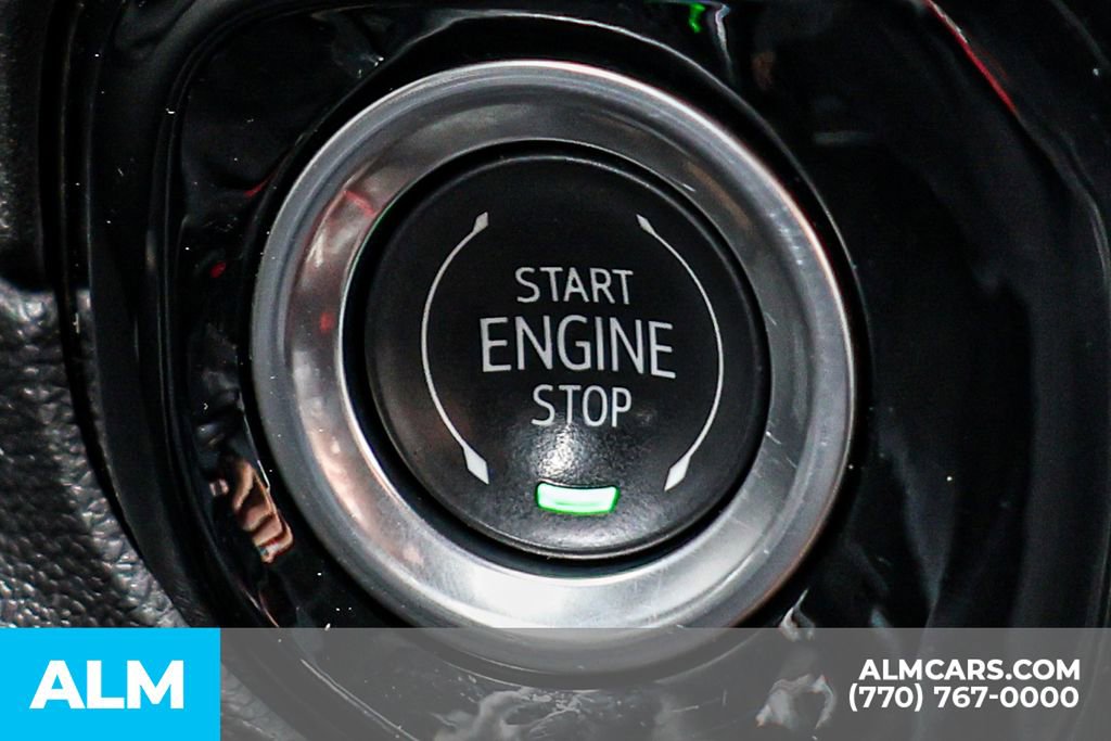 Used 2025 GMC Sierra 1500 SLT image 44