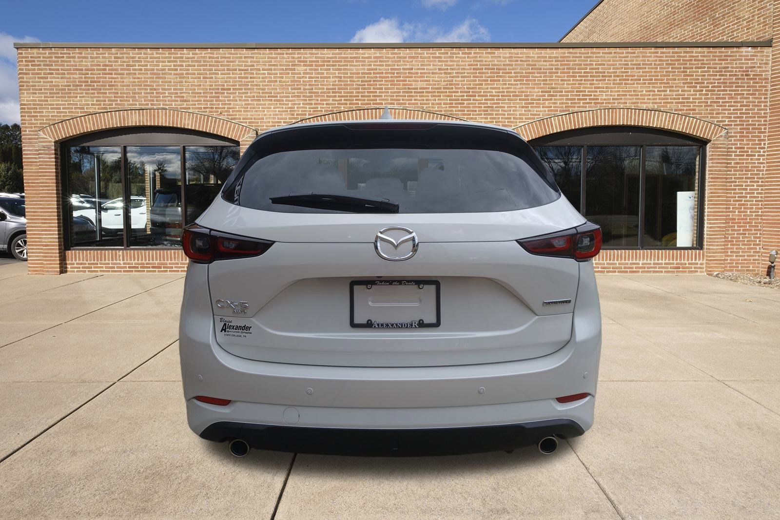 New 2025 MAZDA CX-5 AWD 2.5 S w/ Premium Plus Pkg image 4