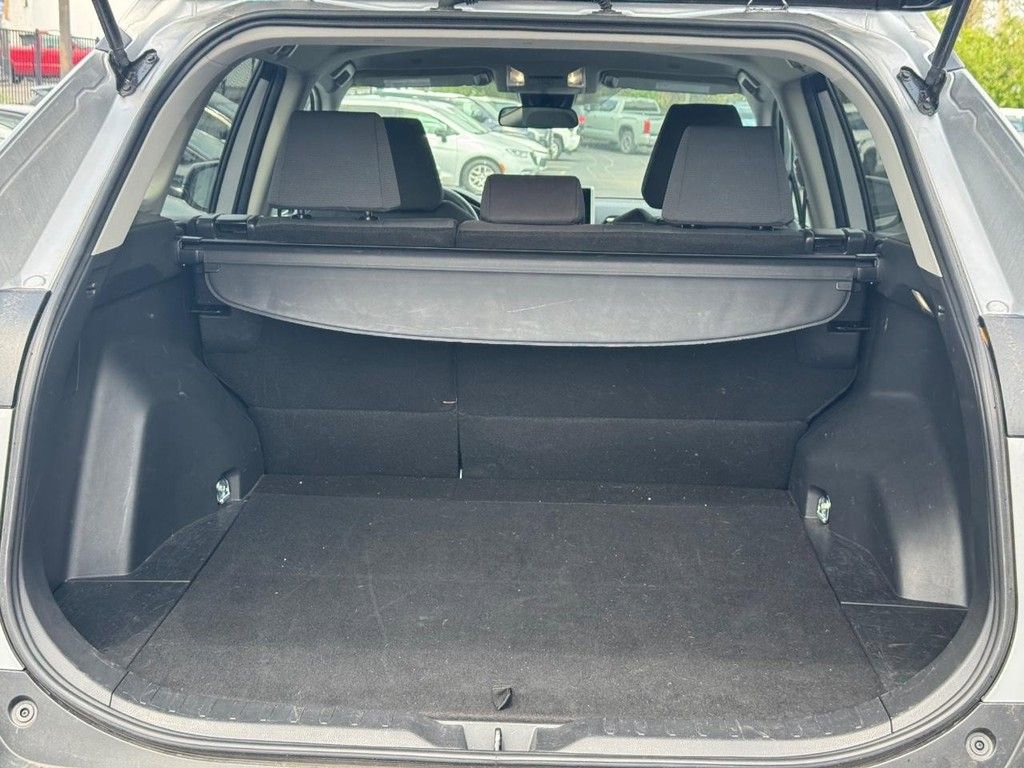 Certified 2025 Toyota RAV4 XLE FWD image 4