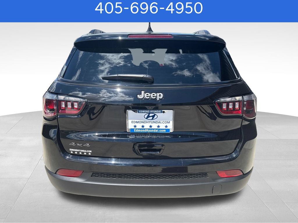 Used 2026 Jeep Compass Latitude AWD/4WD image 4