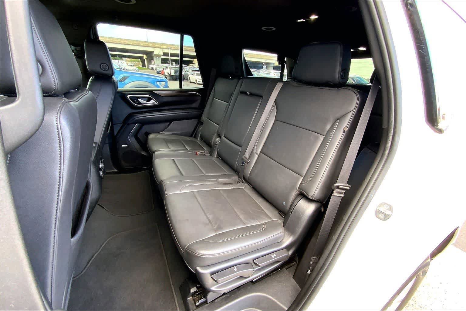 Used 2022 Chevrolet Tahoe LT RWD image 30
