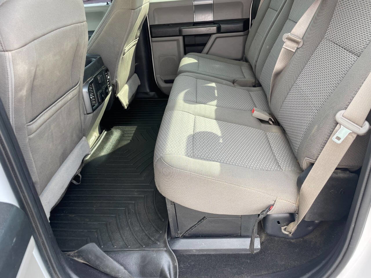 Used 2019 Ford F250 XLT w/ XLT Premium Package image 23