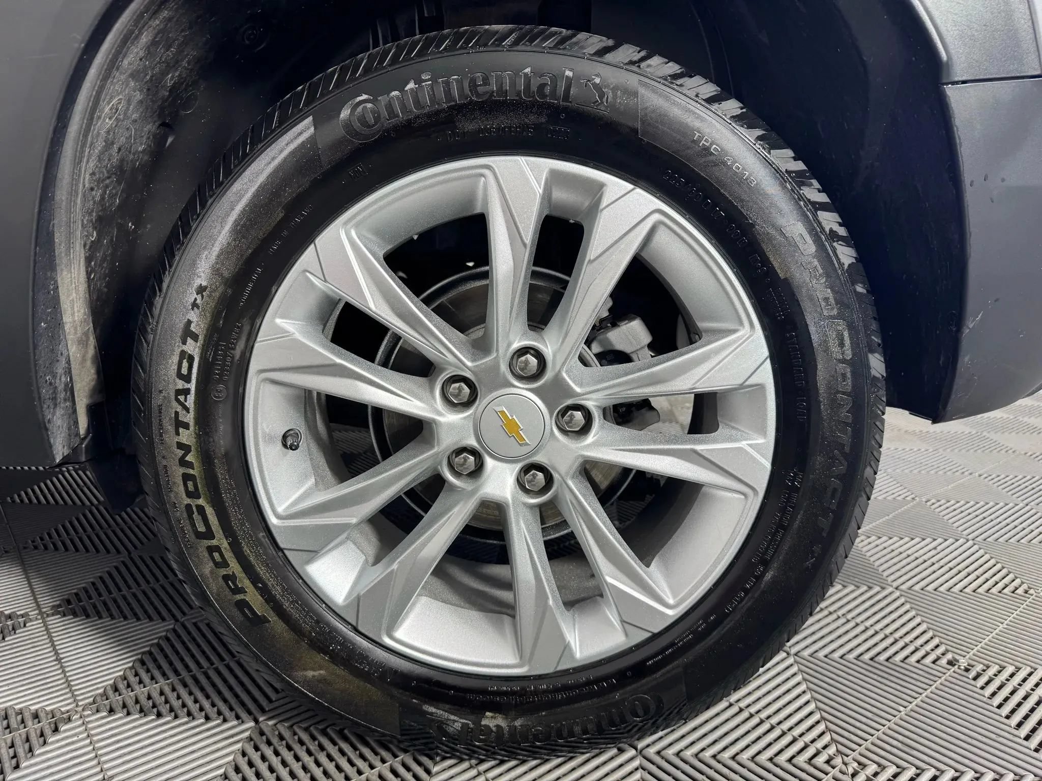 Used 2023 Chevrolet TrailBlazer LS AWD/4WD image 40