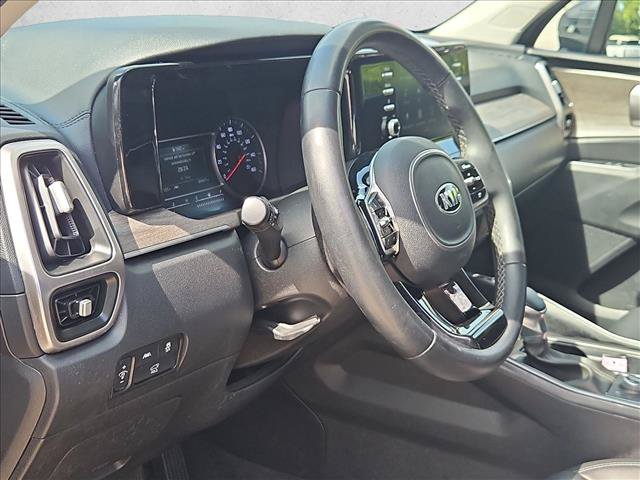Used 2021 Kia Sorento EX AWD/4WD image 10