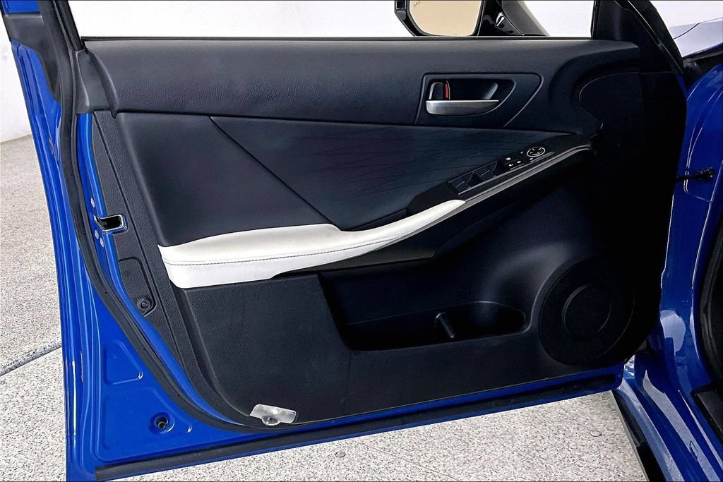 Used 2022 Lexus IS 350 F Sport RWD image 22