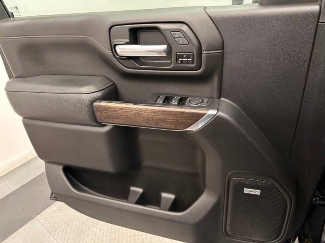 Used 2023 GMC Sierra 3500 Denali w/ Denali Ultimate Package AWD/4WD image 17