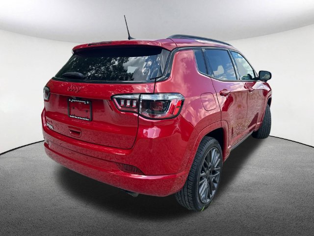 Used 2022 Jeep Compass Limited AWD/4WD image 14