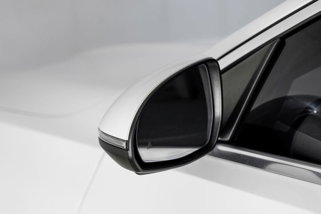 Used 2022 Mercedes-Benz C 300 Sedan image 41