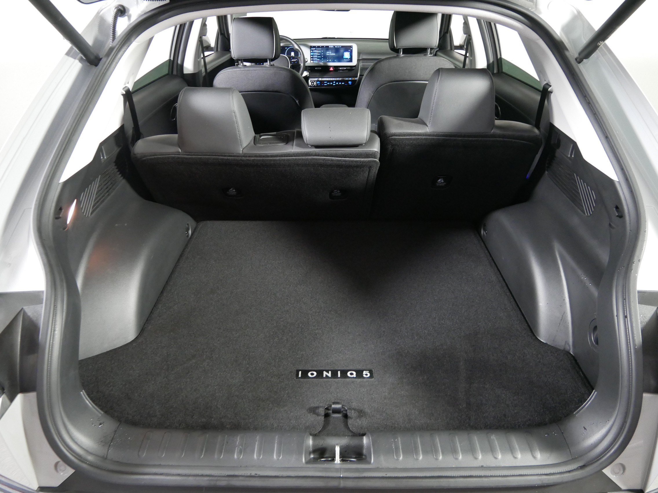 Used 2023 Hyundai Ioniq 5 SEL w/ Cargo Package AWD/4WD image 18