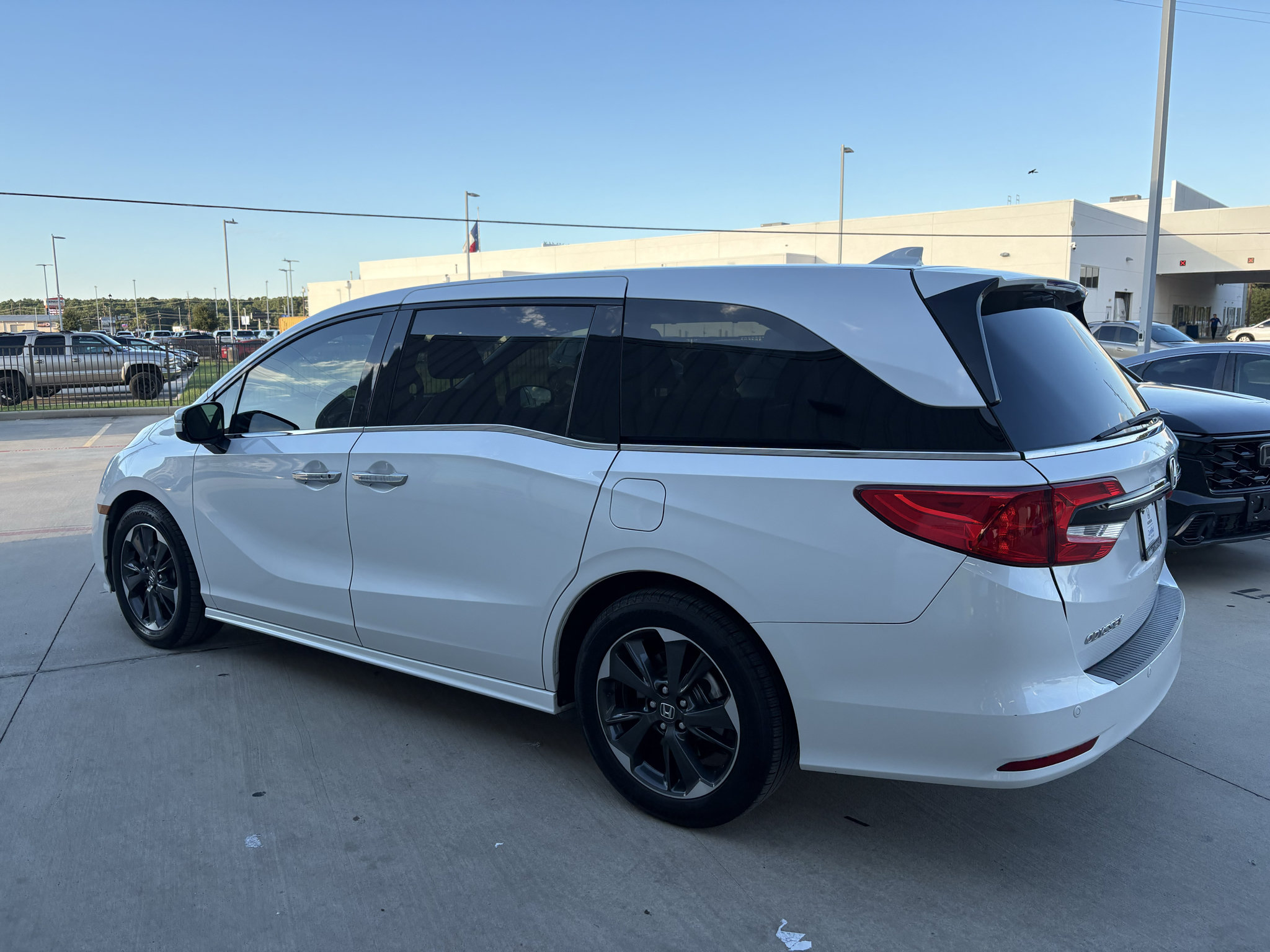 Certified 2024 Honda Odyssey Elite image 6