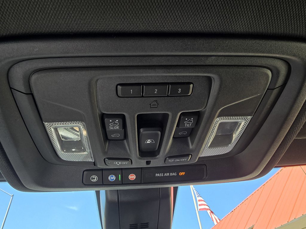 Used 2019 Chevrolet Silverado 1500 High Country image 24