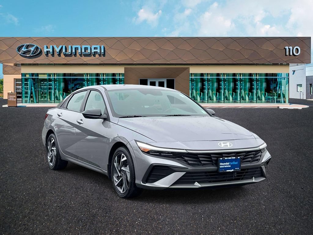 Used 2025 Hyundai Elantra SEL FWD video 1