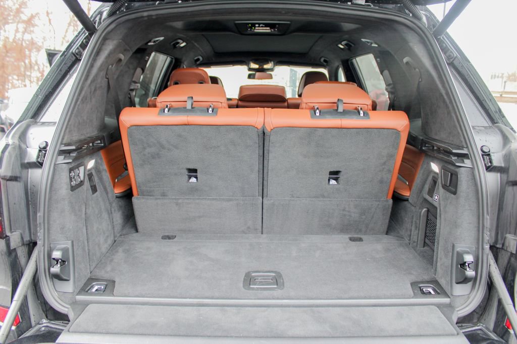 Used 2026 BMW X7 M60i AWD/4WD image 25