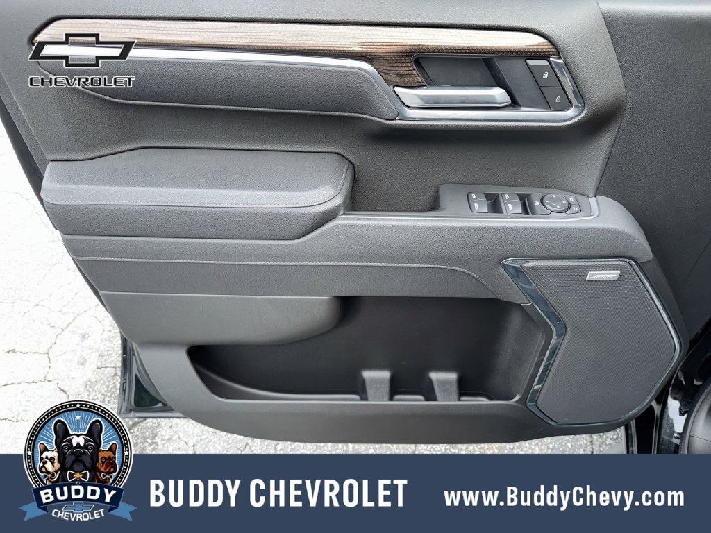 Used 2026 Chevrolet Silverado 1500 LT Trail Boss w/ LT Trail Boss Premium Package AWD/4WD image 15
