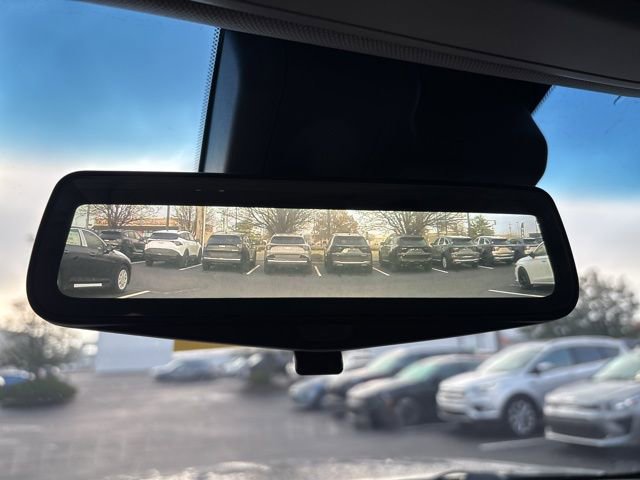 Used 2019 Cadillac Escalade Premium Luxury image 15