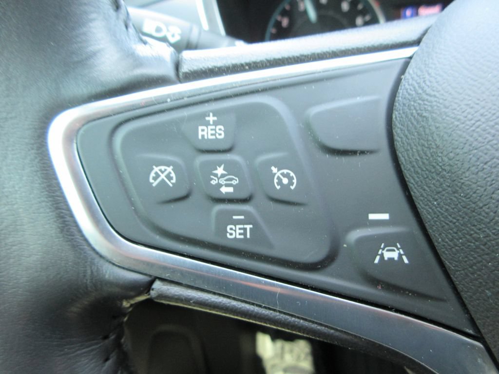 Used 2019 Chevrolet Equinox LT w/ Driver Convenience Package FWD image 25