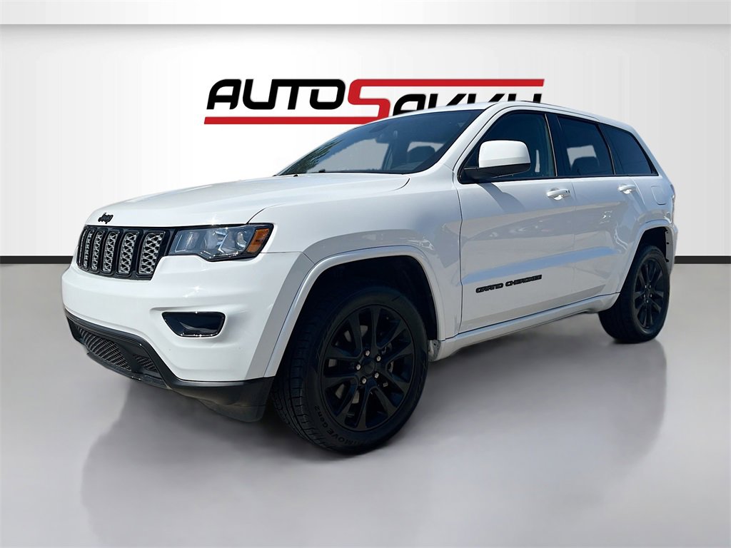 Used 2021 Jeep Grand Cherokee Laredo X image 3