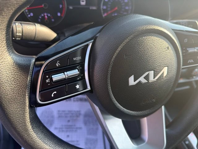 Used 2024 Kia Forte LXS FWD image 13