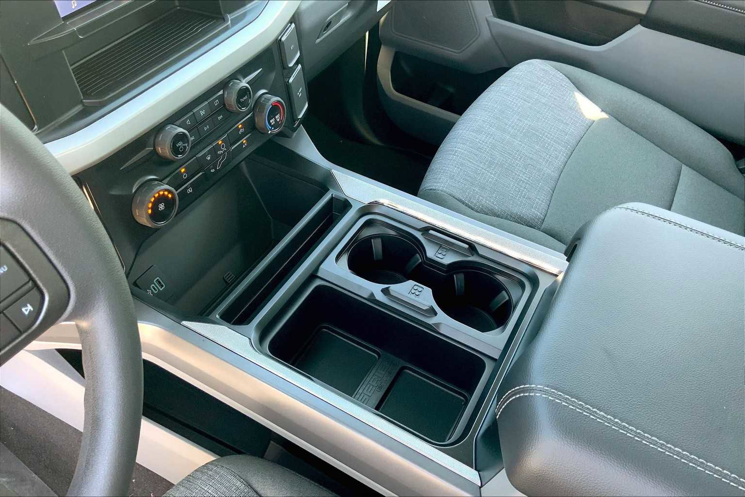 Certified 2024 Ford F250 XLT image 7